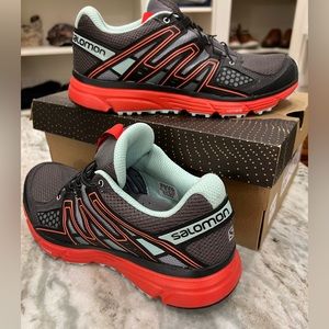 Salomon hiking shoes